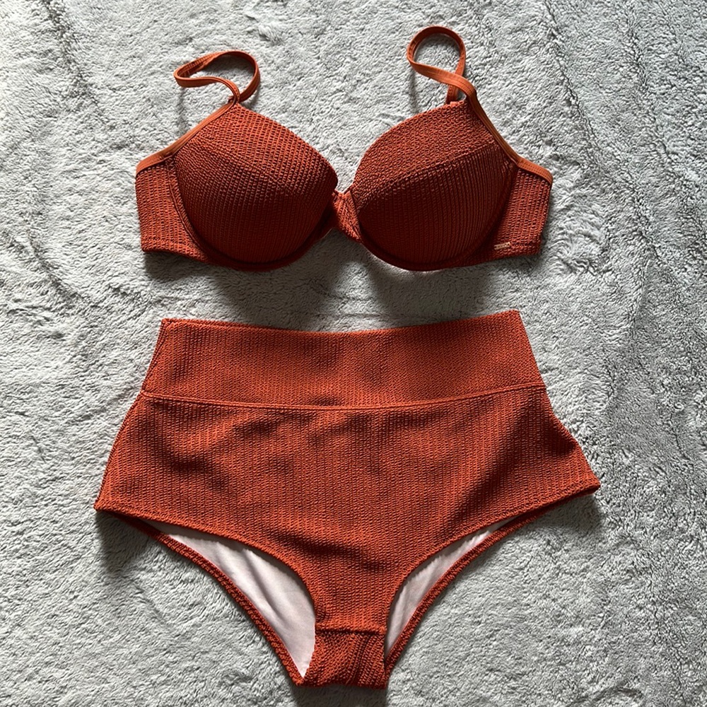 VS PINK bikini